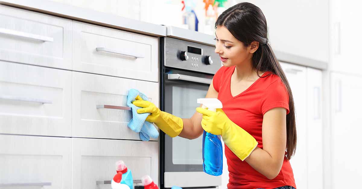 best wood cleaner for cabinets buying guide